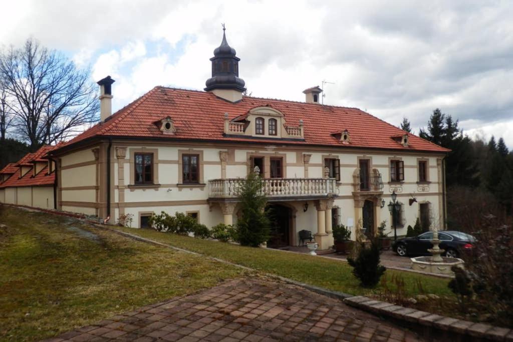 Zámeček Zdíky - Moderní malý apartmán Bujanov Exteriér fotografie