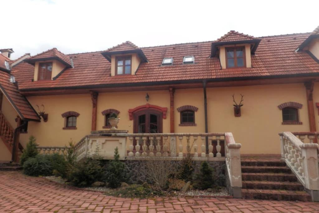 Zámeček Zdíky - Moderní malý apartmán Bujanov Exteriér fotografie